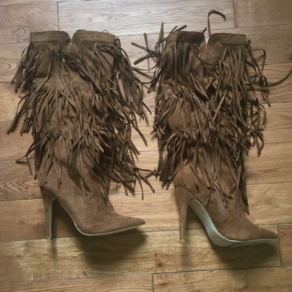 Fringe boot heels